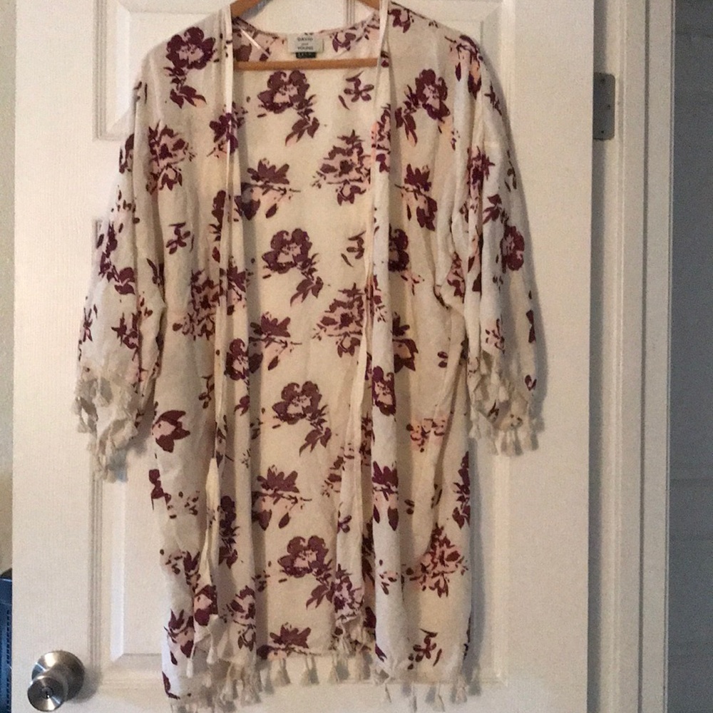 Loose fitting shawl